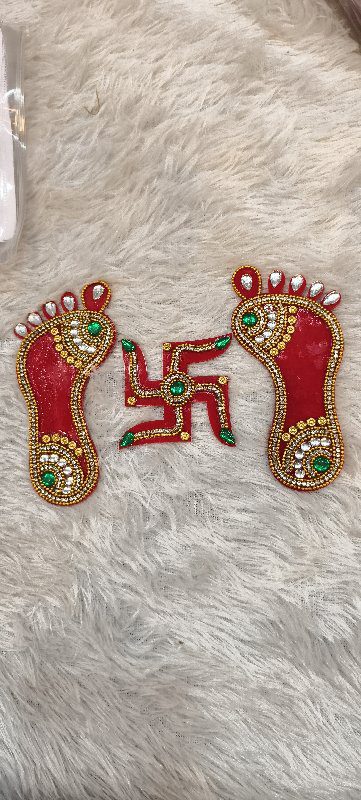 Charan Swastik (Large-R)