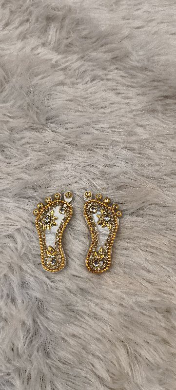 Laxmi Charan White Small